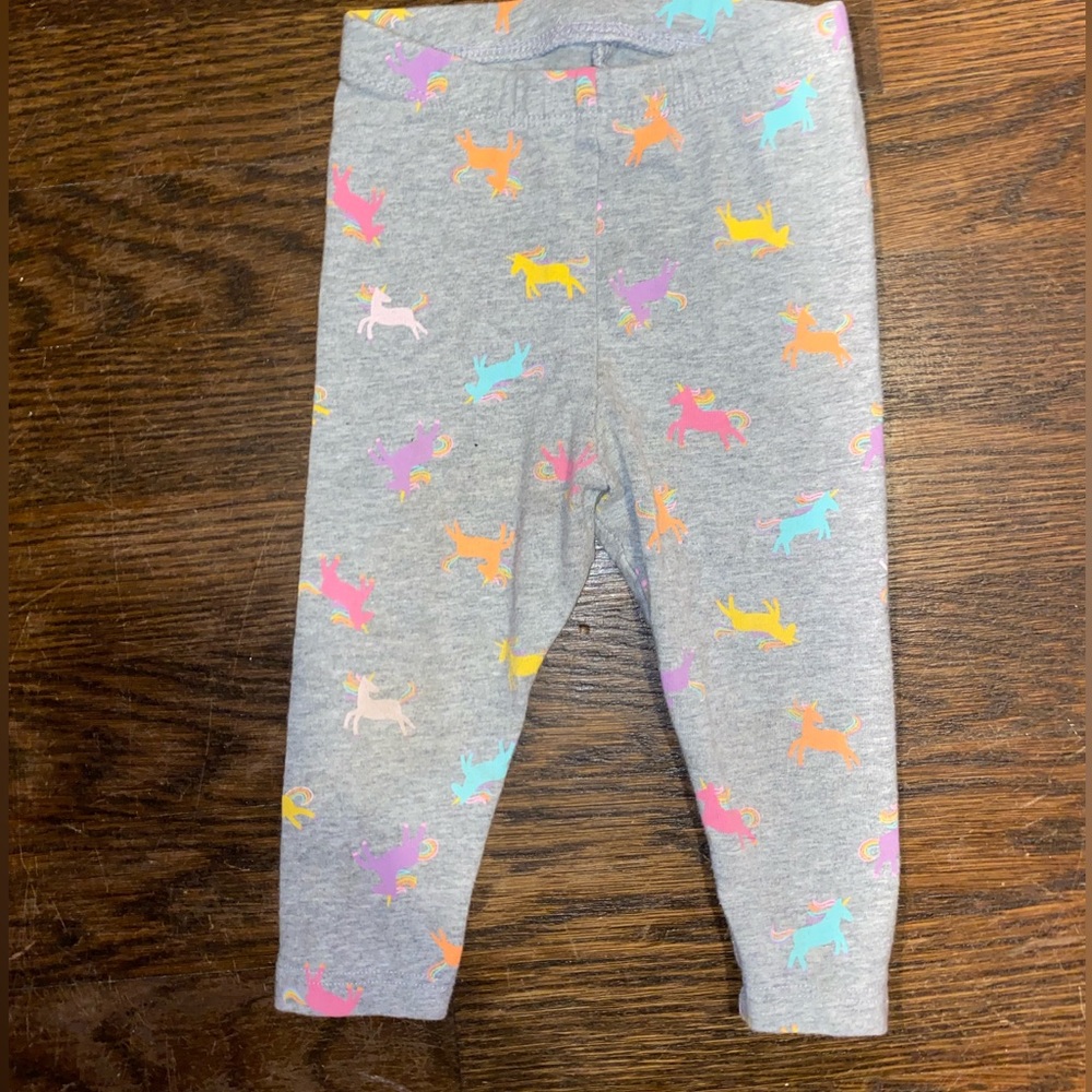 Gray baby pants w/ unicorns